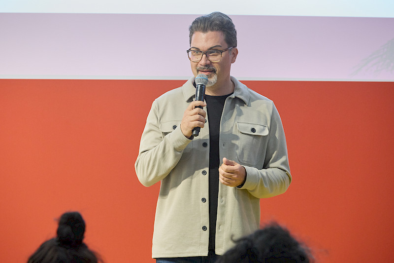 Begrüßung durch Prof. Dr. Jan Standke
