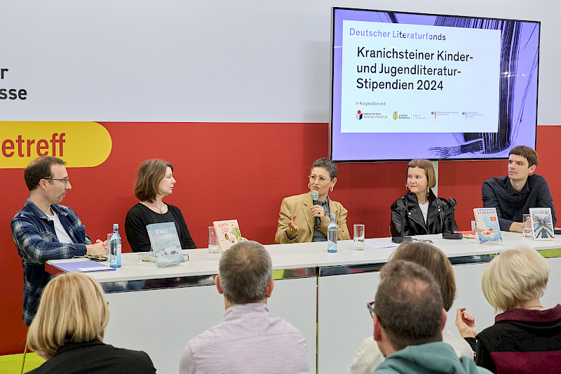 v.l.n.r.: Andreas Langer, Mareike Krügel, Christine Knödler, Caroline Wahl, David Blum